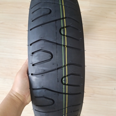 130/70-17 Motorfietsband met een gewicht van 5,3 kg en een lange levensduur
