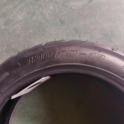 Natuur rubber staal nylon grondstof 130/70-13 Motorfietsbanden voor betrouwbaarheid