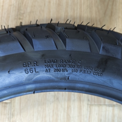 110/90-17 Motorfietsband met natuurlijke rubber en staal voor een superieure prestatie