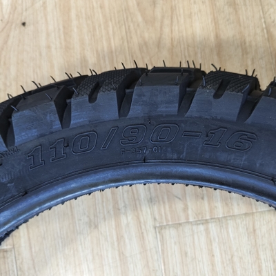 110/90-16 Motorfietsbanden met 6PR/8PR Ply rating en aanvaardbare OEM service