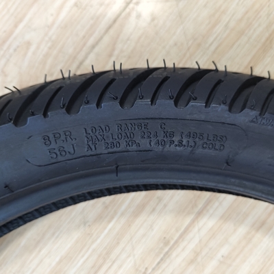 Natuurrubber staal nylon motorfietsband 90/90-17 met 35% tot 55% rubbergehalte