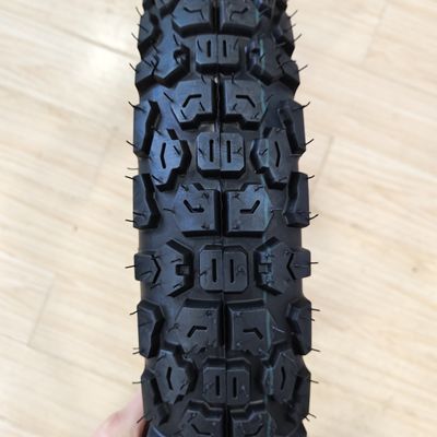 Ruimte: natuur rubber staal nylon motorfiets buisloze band 90/90-18 direct