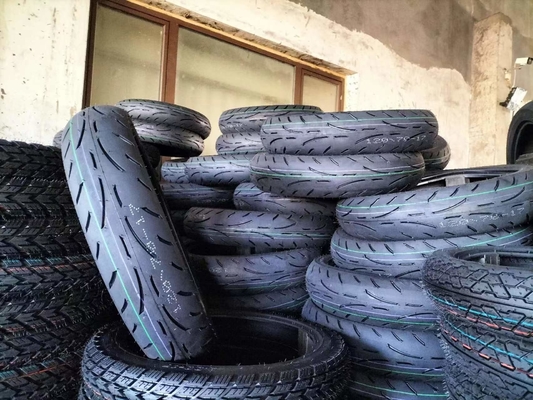 Hoge rubbergehalte 30%-45% OEM aanvaardbaar 120/70-17
