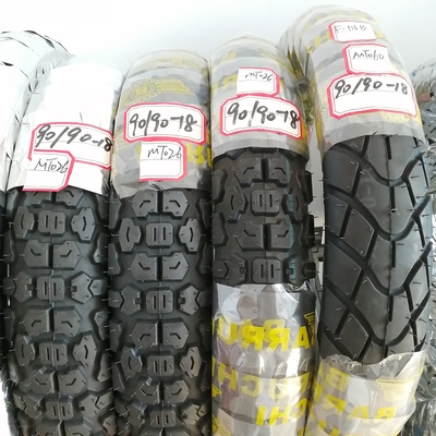 90/90-18 Motorfietsbanden en -buizen 35% rubbergehalte voor maximale prestaties