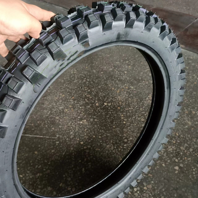 3.00-14 Motorfietsband 6 PR Ply Rating voor langdurige duurzaamheid