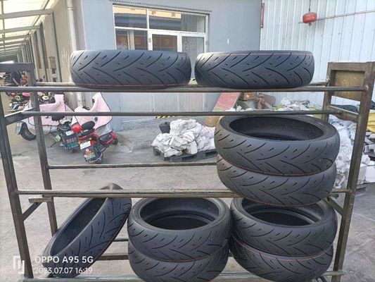 170/50-21 160/50-23 Halfwarm smeltband voor motorfiets 8,2 kg Levertijd 25-30 dagen