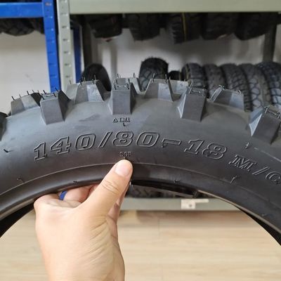 Aanpasbare logo bandenbuisoplossing voor OEM-specificaties