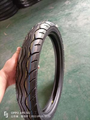 35% 45% Rueebr-inhoud Motorfietswielen banden voor motorfiets 90/90-18 in Qingdao Port
