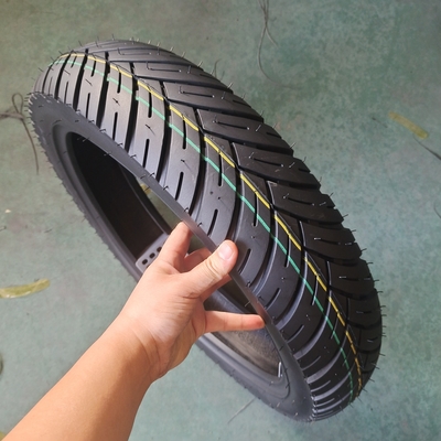 Super rubber motorfietsband 110/80-17 met laadpoort en bandkas uit Qingdao