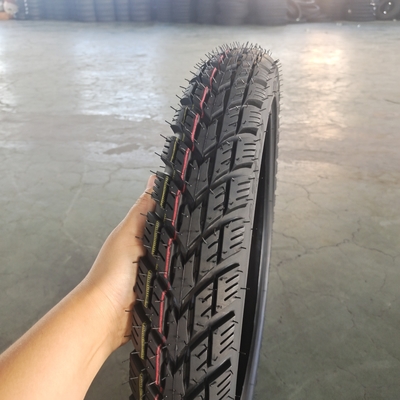 2.75-17 Motorfietsbanden met natuurlijk rubber en een rubbergehalte van hoogstens 35% tot 55%