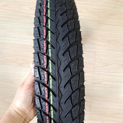 Verbeterde tractie 1009017 Motorfietsband met 35% tot 55% rubbergehalte