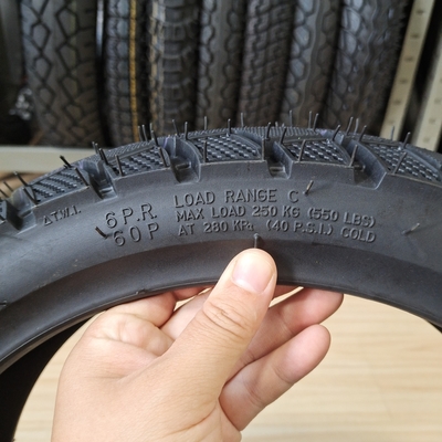 Natuurrubber staal nylon 130/60-13 TL buisloze motorrijwielen voor de Venezolaanse markt