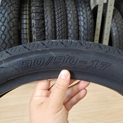 Natuurrubber staal Nylon 90/90-17 Motorfietsband en -buis voor de Venezolaanse markt