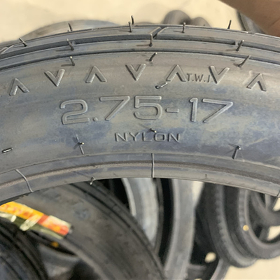 Treksterkte 10,5 Motorfietsband 2,75-17 De ultieme keuze voor rijders overal