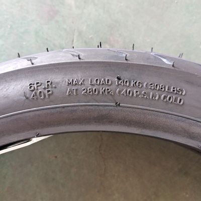 70/90-14 Motorfietsbanden met een natuurlijke rubberen behuizing van een professionele fabrikant