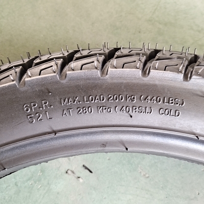 Motorfietsbandband 3.00-18 Natuur rubber staal nylon en aanvaardbaar OEM aangeboden