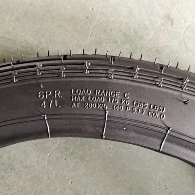 Tubeless Tire 2.75-17 Motorfietsband met bandkas en laadhaven Qingdao Ready