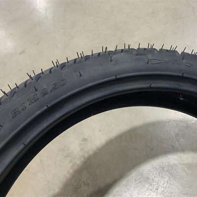 Treksterkte 10.5 Motorfietsband Elektrische scooter 110/80-18 met rubbergehalte 35%-55%