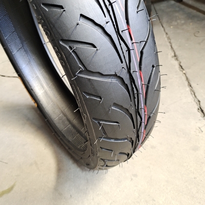 Natuurrubber staal nylon buisloze bandenhuls voor motorfiets 100/80-17 6PR band goed