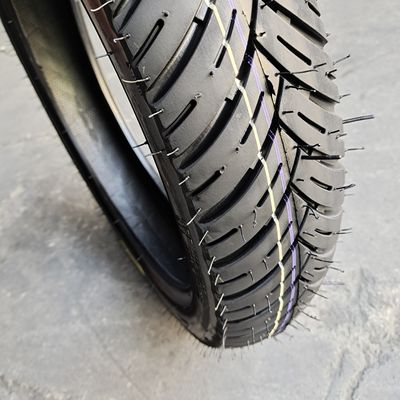 Zwarte 90/90-17 Ply Rating 6PR/8PR Achterwiel motorfietsband voor motorfietsonderdelen