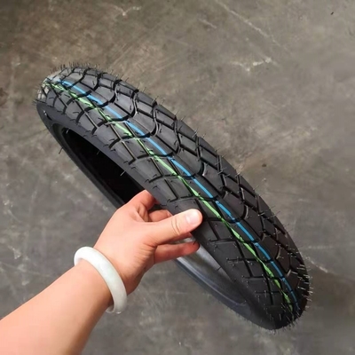 OEM aanvaard Natrual rubber motorfietsband/band en binnenste buis 2.50-16 voor prestaties