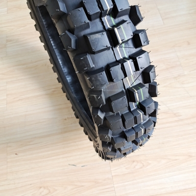Ruimte Motorfietsband 110/90-18 Buisloze band voor prestaties