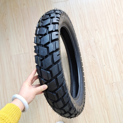 110/90-17 Motorfietsbanden Inner Tube van natuur rubber staal Nylon voor levensduur