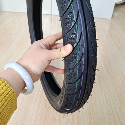 Bandgrootte 80/90-17 Motorfietsband voor importeurs uit Qingdao