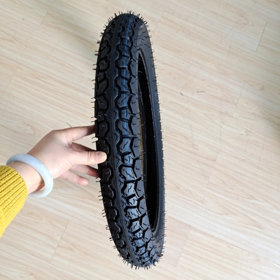 3.00-17 High Strength Tire Motorcycle Tire met natuur rubber staal nylon materiaal