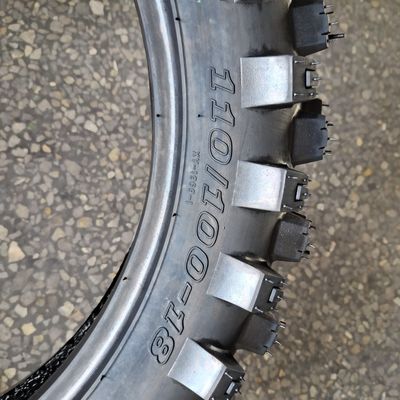 Verkoop 110/100-18 motorfietsband met zwarte kleur en 6PR/8PR Ply Rating