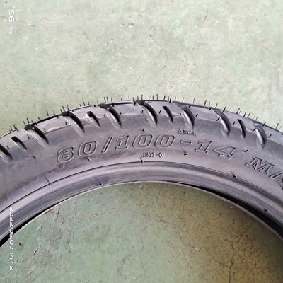 Acceptabele OEM-rubberen motorfietsband 80/100-14 voor garantie op banden