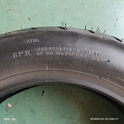 110/90-13 Motorfietsband Zwarte nylonband met 6pr/8pr Ply rating