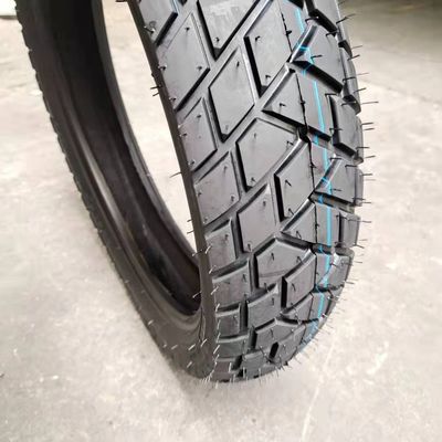 Zwarte motorfietsband 2.75-18 410-18 275-18 300-18 110/100-18 120/80-18 110/90-18