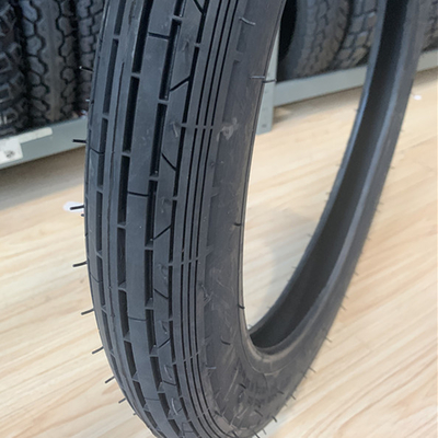 Bajaj Boxer Motorcycle Tire 2,75-18 20000 KM Werkduur 5000 stuks/dag Productiecapaciteit