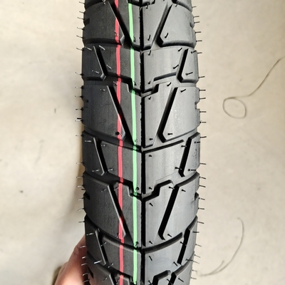 Uitstekende prestaties Motorfietsband en Inner Tube 3.00/3.25-18 met Natrual Rubber
