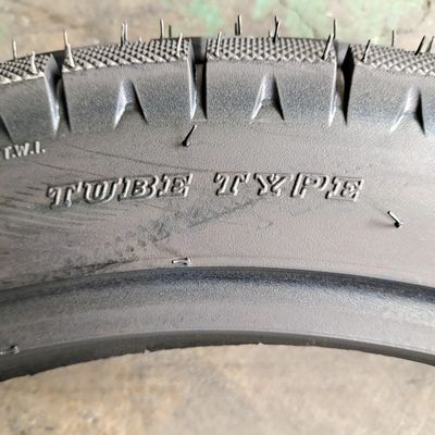 Motorfiets 17 band 3.00-17 Supermoto band met langdurige treksterkte