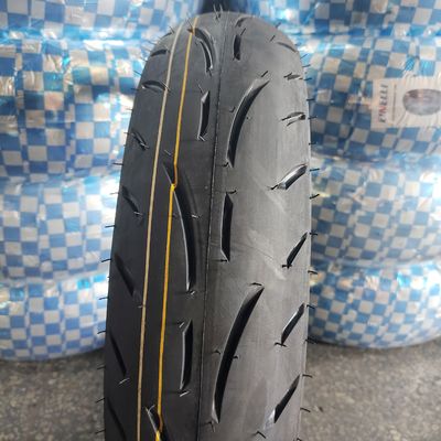 Midden-Oostenmarkt moet 120/70-17 motorfietsbanden met 35%-55% rubber bevatten