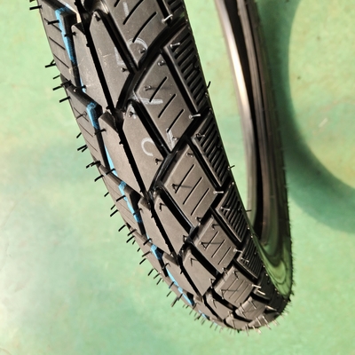 Rubberen motorbanden en -buizen 2.75-17 Hoge treksterkte 35%-55% Rubbergehalte