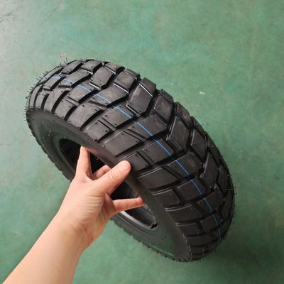 130/90-10 Natrual rubber motorfietsband met OEM-aanvaardbare en uitstekende prestaties