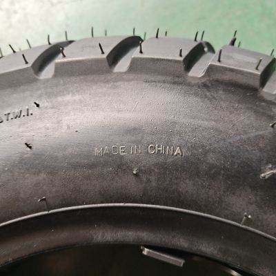 130/90-10 Natrual rubber motorfietsband met OEM-aanvaardbare en uitstekende prestaties