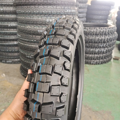 Zwarte 4.10-18 8PR buisloze motorfietsband met 35%-55% rubbergehalte in Qingdao