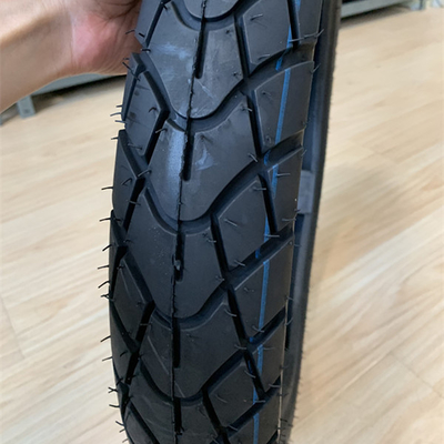35% tot 55% rubbergehalte Motorfiets accessoires Caucho Moto 909018 TT voor de Afrikaanse markt