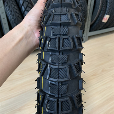 Ervaar het verschil met bandenhoes Tvs King driewielerbanden Motorfietsband 17
