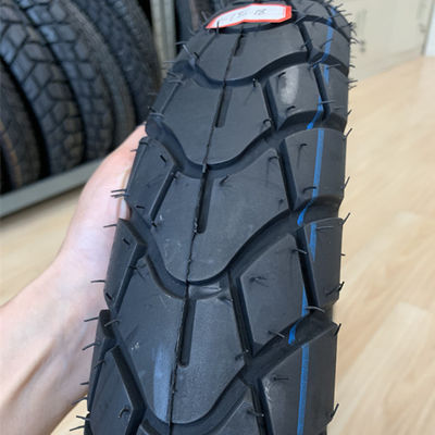 Qingdao Port Loading 90 90 18 Motorfietsbanden met 5000 stuks per dag Productiecapaciteit