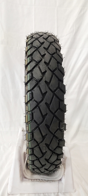 Productiecapaciteit 5000 stuks per dag 110/90 16 Tubeless motorfietsband met bandenhoes