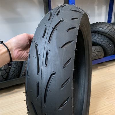 Deep Design Shinko motorfietsband 130/70-17 voor Deep Tread Design