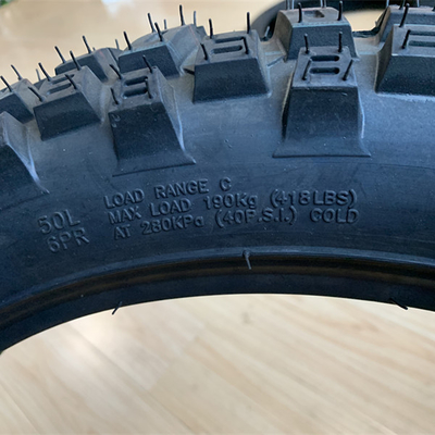 Productie 5000 stuks per dag met motorfiets banden herhalingsmachine 300-17