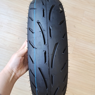 35% tot 55% rubbergehalte bandenkas 130/70-17 Motorfietsbanden en duurzame banden