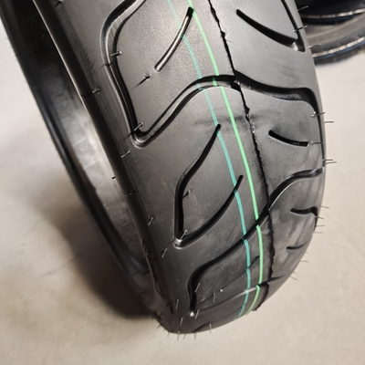 5000 stuks per dag Productiecapaciteit 13 inch buisloze 130/70-13 motorfietsband