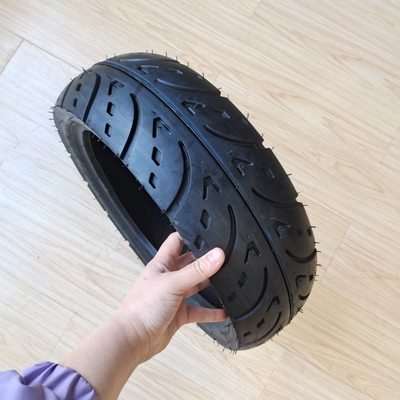 Motorfietsband scooterband 130/60-13 buisloze klasse A met 35%-55% rubbergehalte